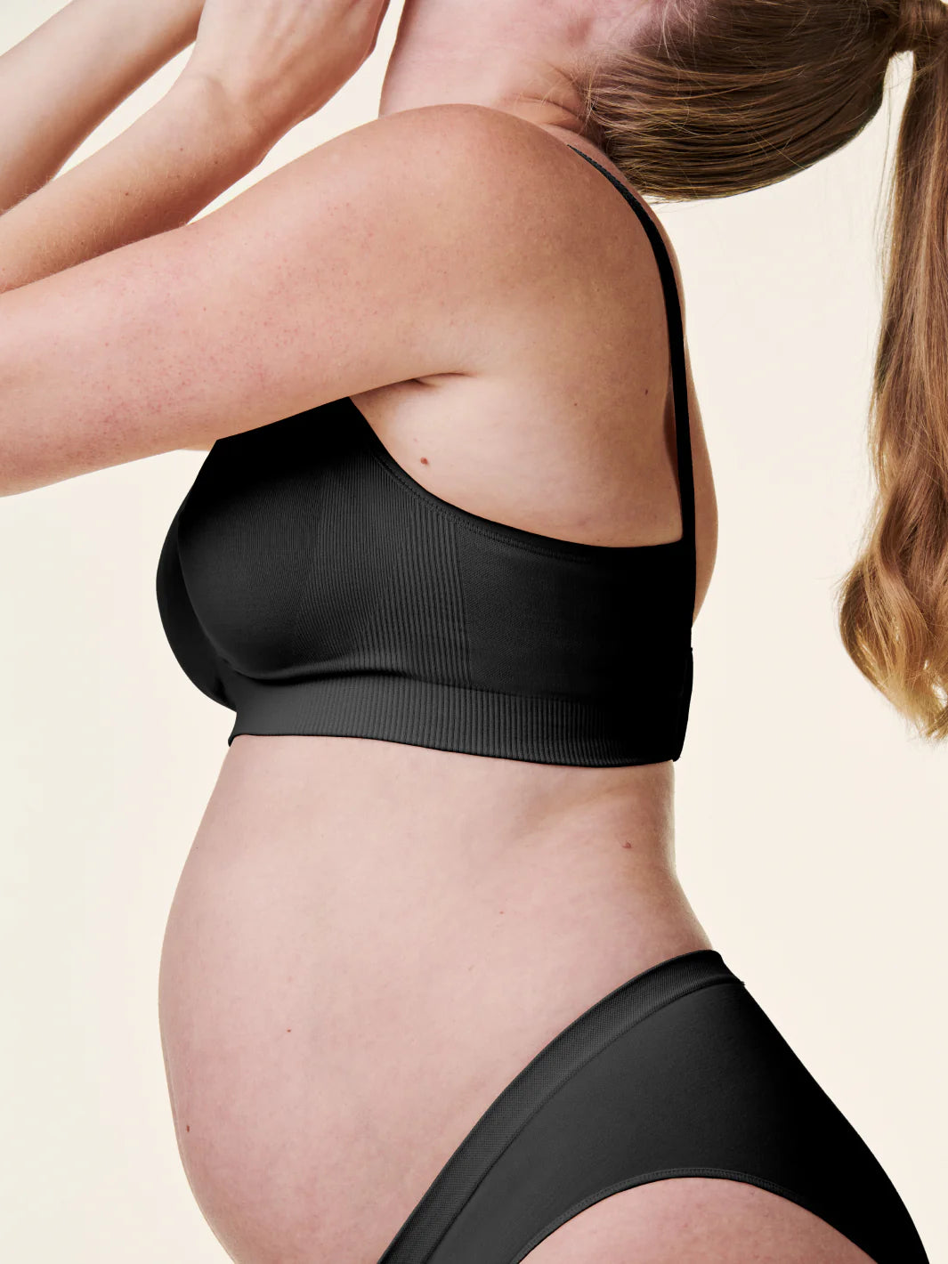 Body Silk Seamless  Nursing Bra in Black